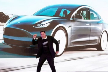 特斯拉市值两天飙升5000亿，马斯克确诊期间身价暴涨84亿美元