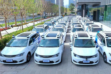 無安全員、無遠程操控，AutoX首批Robotaxi駛上街頭