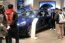 开售7天交期已排至今年二三季！记者实探特斯拉Model Y热销背后