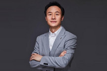 2020年度人物候選人 | 張勇：貼地飛行