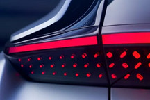 贾跃亭凭借法拉第未来重入战局，特斯拉、蔚来谁受影响大？