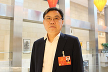 上汽陈虹建议：智能网联汽车建立准入制度