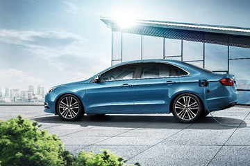 营销再好不敌政策一刀，绿牌优势不再，传统插混正在