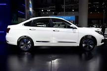 东风风神E70 500轻快版上市，欲与比亚迪秦plus竞争？