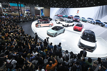 成上海车展“人气王”！恒驰为何轰动车圈？