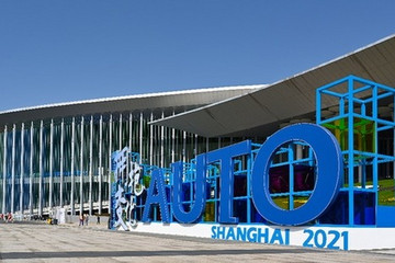 上海车展见证车市“拥抱变化”