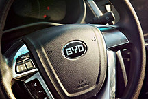 比亚迪半导体拟分拆上市 估值达102亿