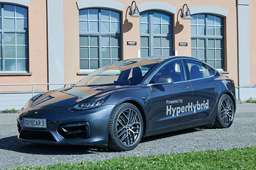 用油发电的电动汽车