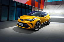 C-HR双擎上市，最重要的是丰田这款首发的2.0L混动发动机