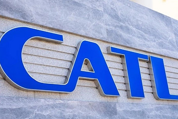 宁德时代市值破万亿将发布钠离子电池