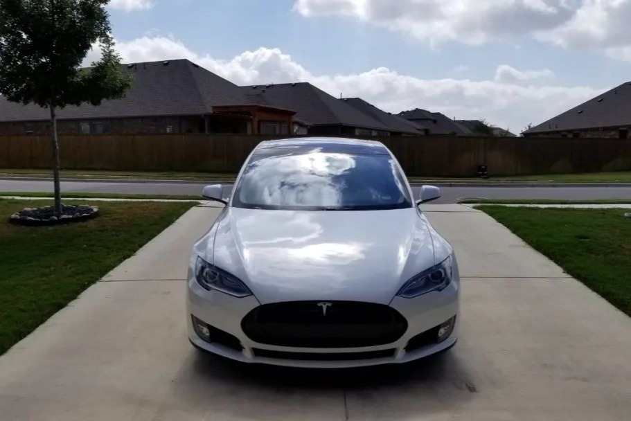特斯拉Model S Plaid可能要跳票了