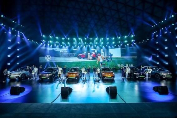 重磅福利来袭，一汽-大众ID.6 CROZZ正式开启交付