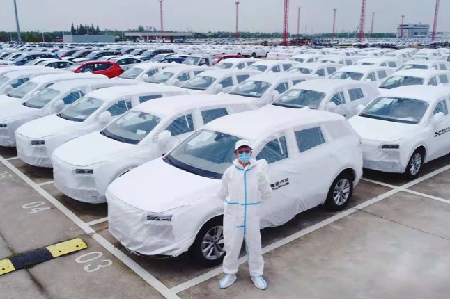 首批爱驰U5启运非洲  全球化版图再下一洲