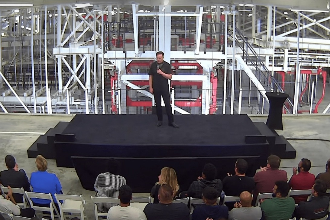 搬總部、造新車、驗(yàn)電池：為了特斯拉2030的小目標(biāo)，馬斯克要這么做