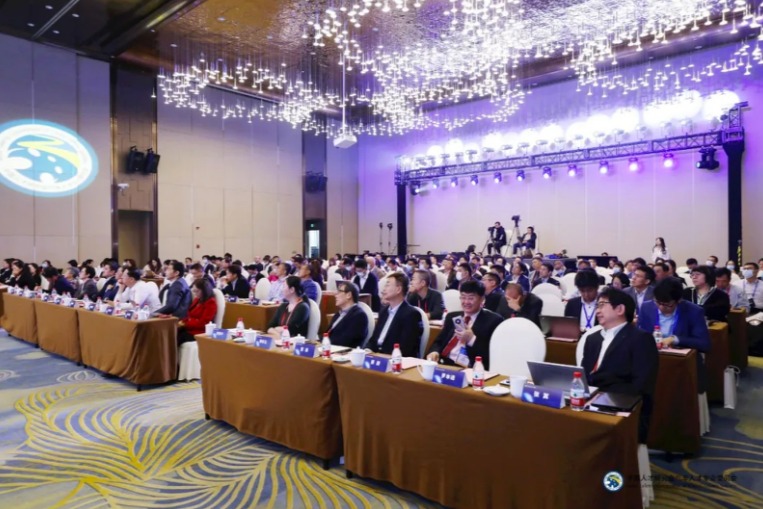 2021第八届全球华人汽车精英联合年会暨“中国拥抱世界”汽车产业创新论坛成功举办