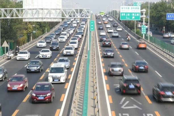 北京小客车指标办：明年家庭新能源指标预计提高至3.7万个