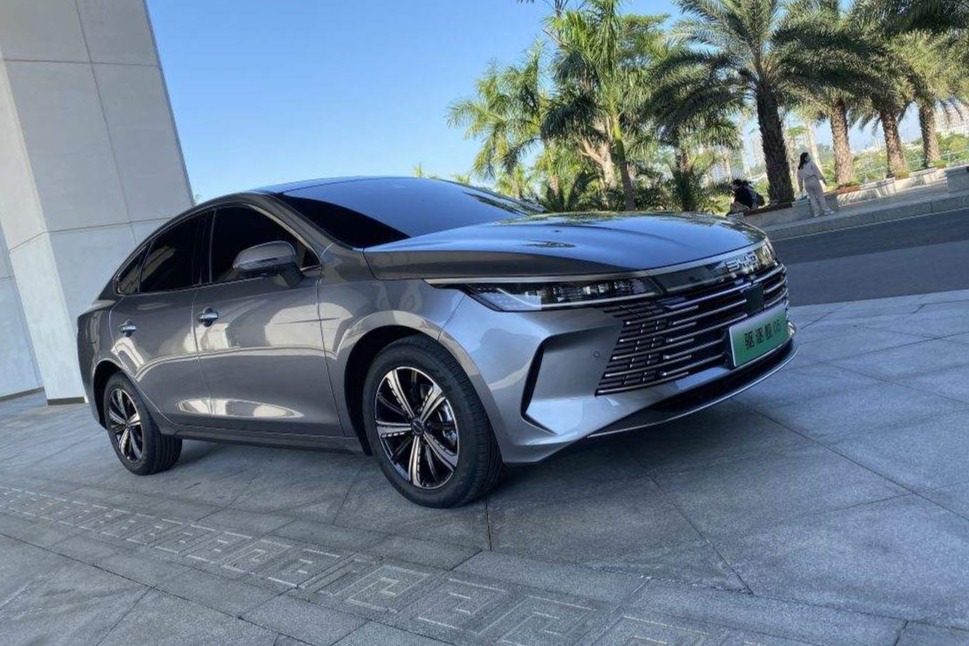 2月车企批发销量TOP10：特斯拉夺得亚军 吉利超越奇瑞跻身第四