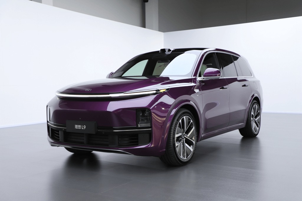 首辆理想L9正式下线 累计预订量已超5万台