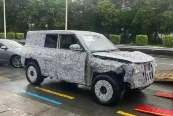 百萬級(jí)豪車，對(duì)標(biāo)路虎衛(wèi)士？比亞迪硬派越野車被曝定價(jià)百萬以上！