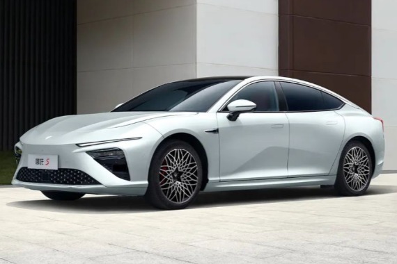 9月哪吒“U+V”交付量18005台，哪吒S订单超15000台