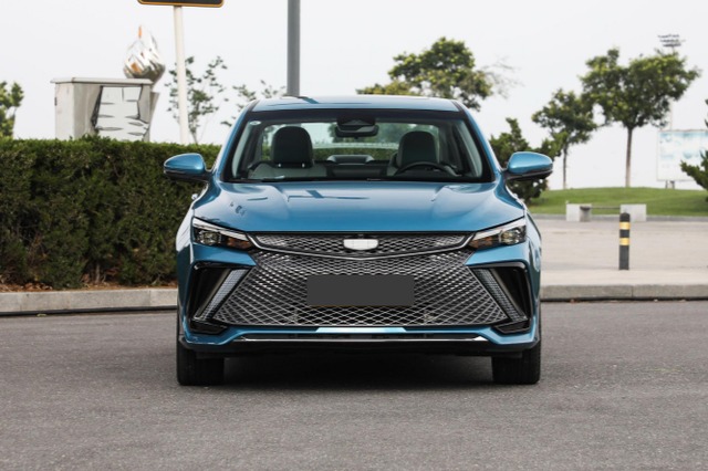 售价16.88万元 帝豪L 雷神Hi·P出行版和行政版上市