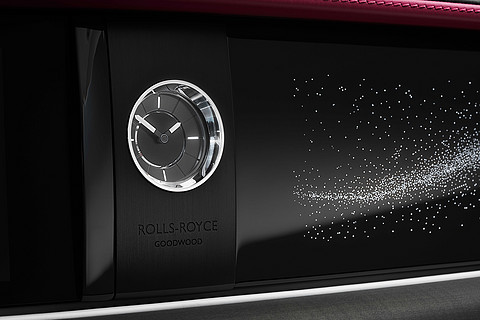 16_SPECTRE UNVEILED – THE FIRST FULLY-ELECTRIC ROLLS-ROYCE_CLOCK.jpg