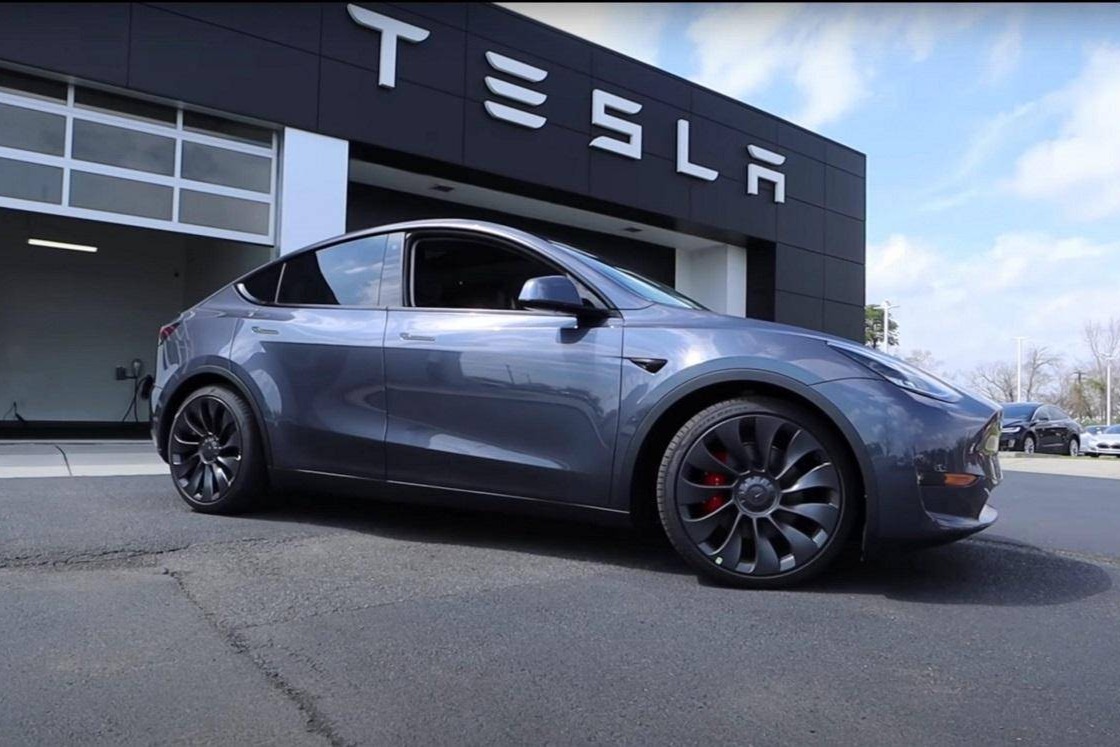 特斯拉年銷量不達(dá)預(yù)期，Model 2明年發(fā)布能翻盤？