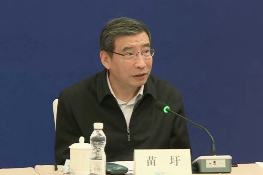 苗圩：我国新能源车不存在产能过剩 今年估计达900万辆