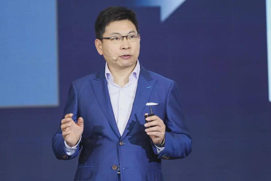 余承东:难说造车