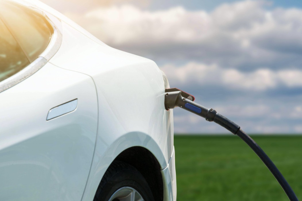 乘联会：4月前两周新能源批发销量20.4万辆，环比下降7%