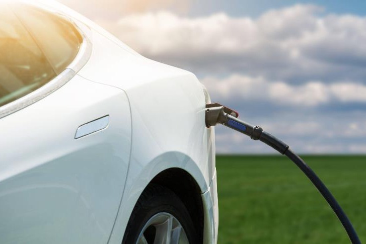 中汽协：今年前5月，35-40万价格区间的新能源乘用车涨幅最大