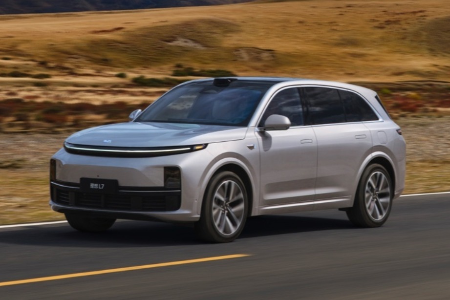 10月新势力榜：理想首次突破4万辆 小鹏重回前三