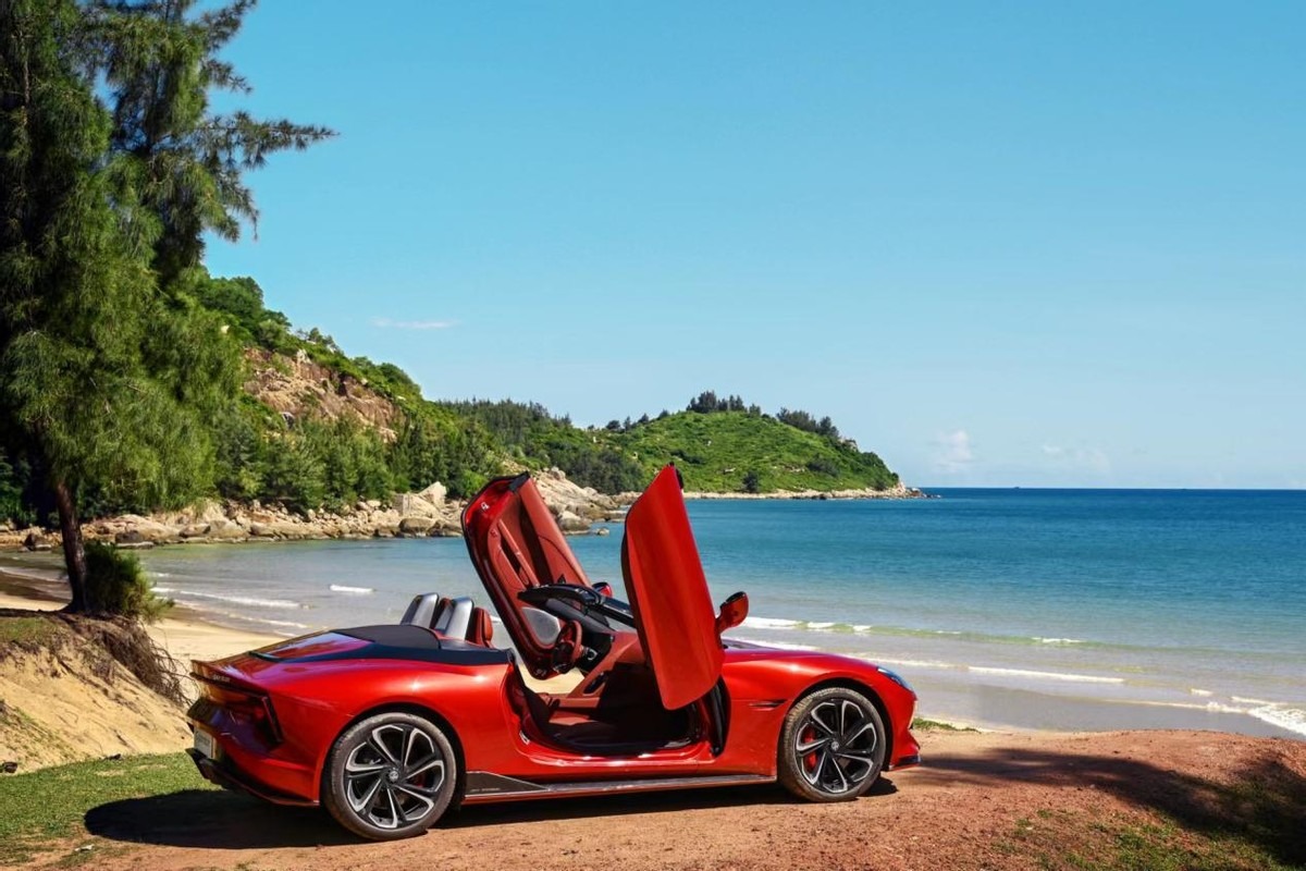 “黑马”实力显现,MG Cyberster上市首月位列跑车销量TOP3