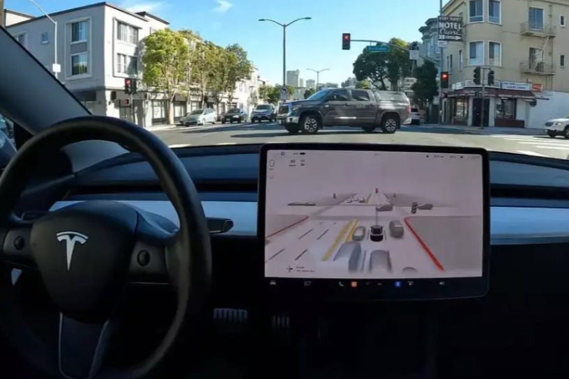 因车门在碰撞时可能会解锁 特斯拉在美召回超12万辆车