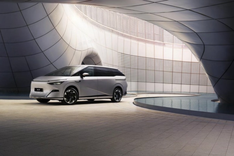  35.98万起售 小鹏X9正式上市