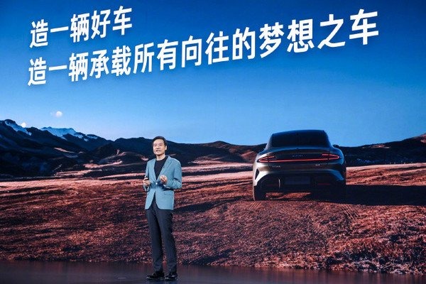 雷军回应“晕电车”问题:小米SU7肯定不晕