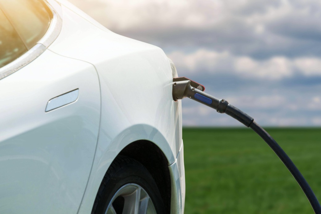 乘联会：2024年新能源乘用车销量1223万辆，同比增长37.8%