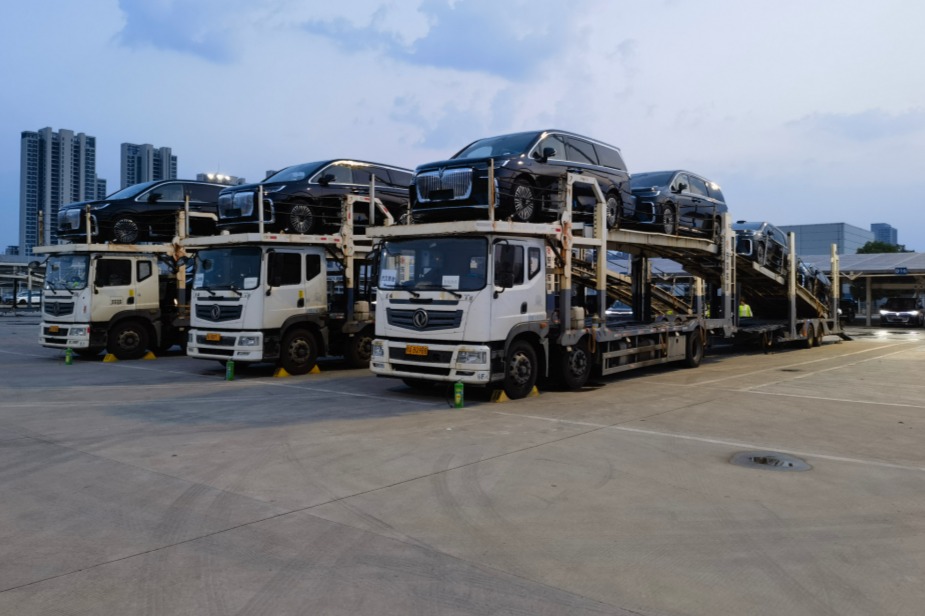 岚图梦想家斩获新能源MPV 6月销量冠军