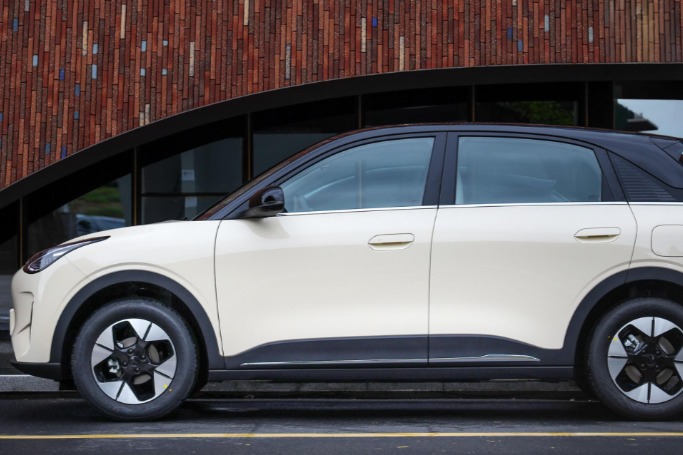 8月新能源车销量榜：吉利逼近15万辆再创新高，比亚迪增幅放缓或下调年度目标