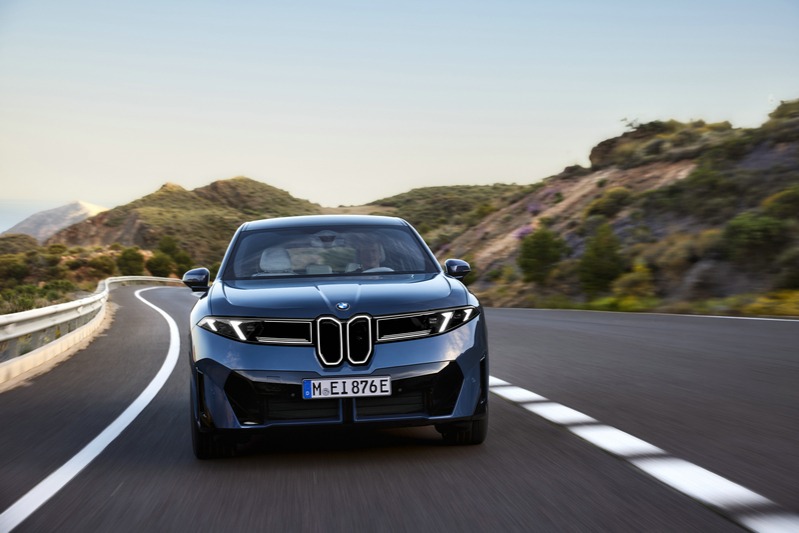 新世代BMW iX3全球首發(fā)，今年年內(nèi)亮相2026年實現(xiàn)量產(chǎn)