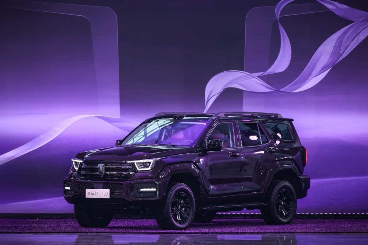 開(kāi)啟潮酷越野新時(shí)代 全新坦克400 上市24.98萬(wàn)元起