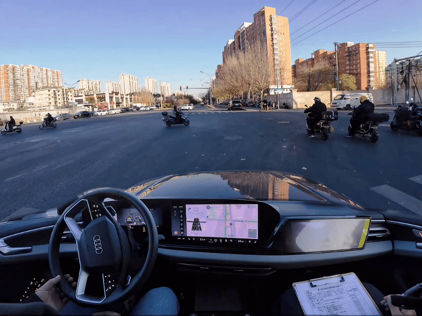 1765354240608429.gif 場景一.gif