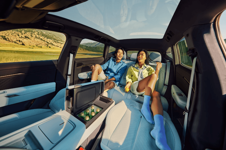 1774860845183360.png image.png