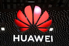 华为的2025年：智能汽车业务三年狂奔20倍