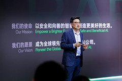 轻舟智航于骞：物理AI没有开源模型，自动驾驶才是最佳入口