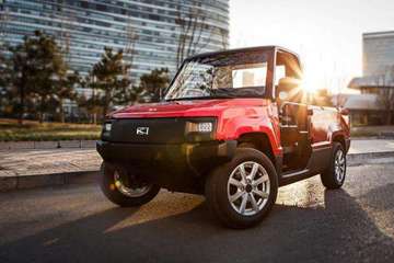 开云电动皮卡  三兄弟代步出游