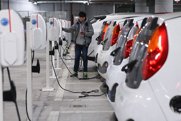 西媒:中国取代美国成为世界新能源汽车实验室