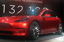 特斯拉首次通知新预定客户：可开始选配和订购Model 3