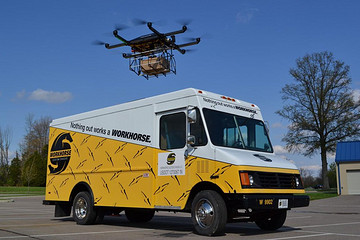 35000辆新能源货车充电难？美国物流巨头用智能充电系统解决问题