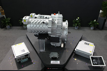 专为新能源商用车高端驱动开发，凯博易控发布新品行星排混合动力系统